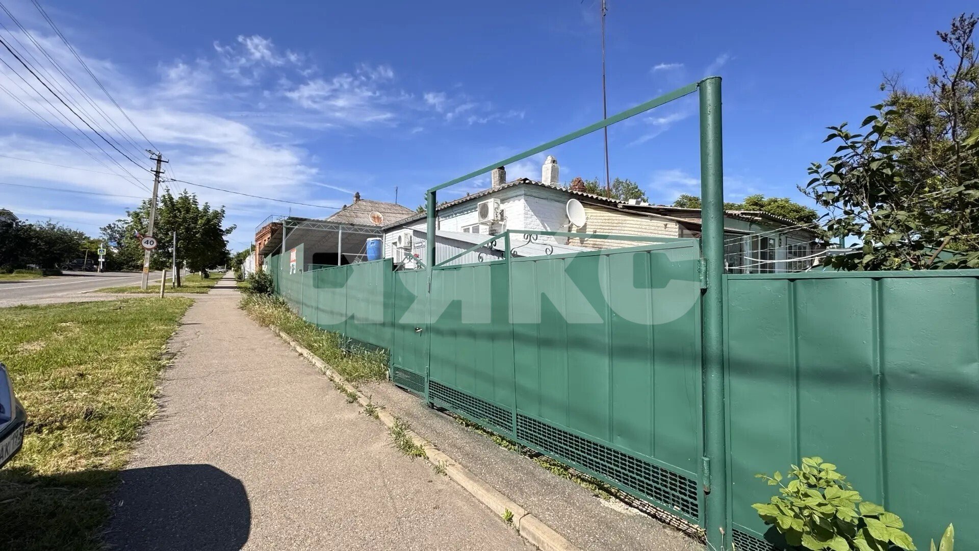 Фото №4: 2-комнатная квартира <span class="whitespace-nowrap">38 м²</span>, <span class="whitespace-nowrap">1/1 эт.</span> - Кореновск, мкр. 3-й квартал, ул. Красная, 95