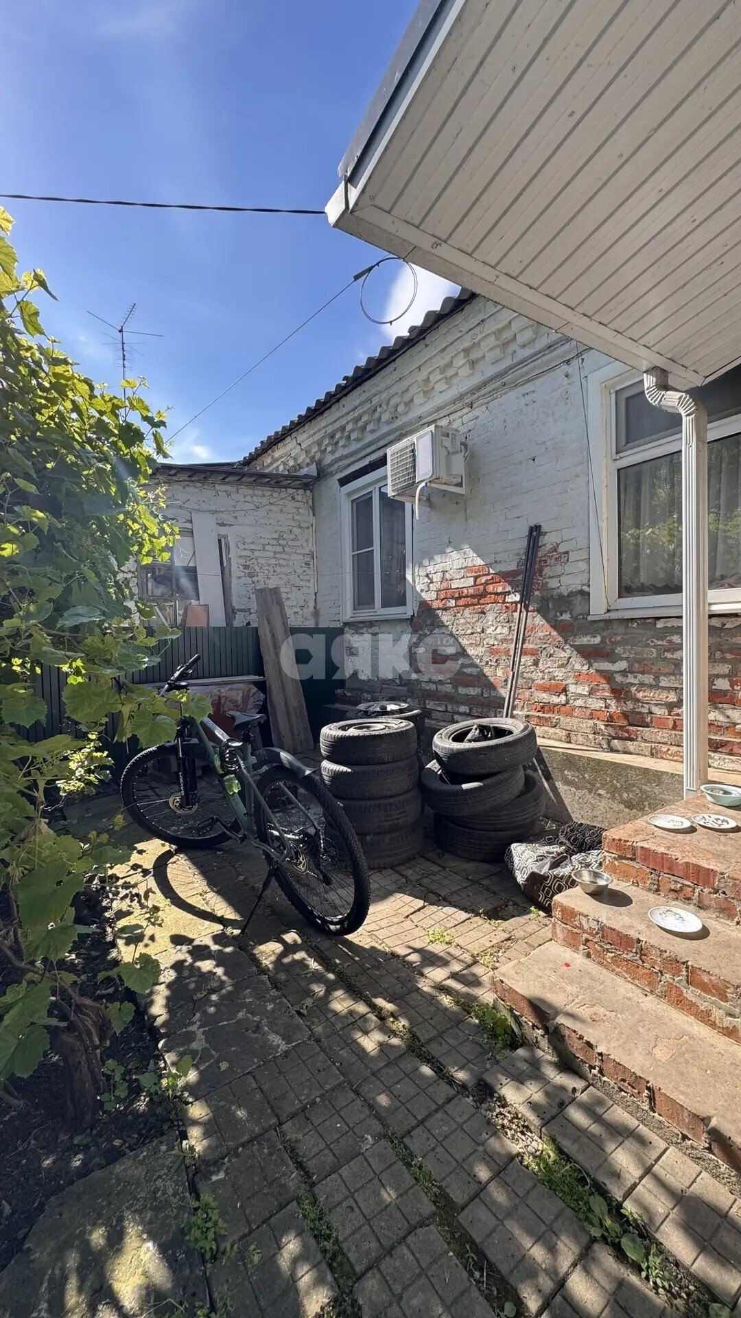 Фото №5: 2-комнатная квартира <span class="whitespace-nowrap">38 м²</span>, <span class="whitespace-nowrap">1/1 эт.</span> - Кореновск, мкр. 3-й квартал, ул. Красная, 95