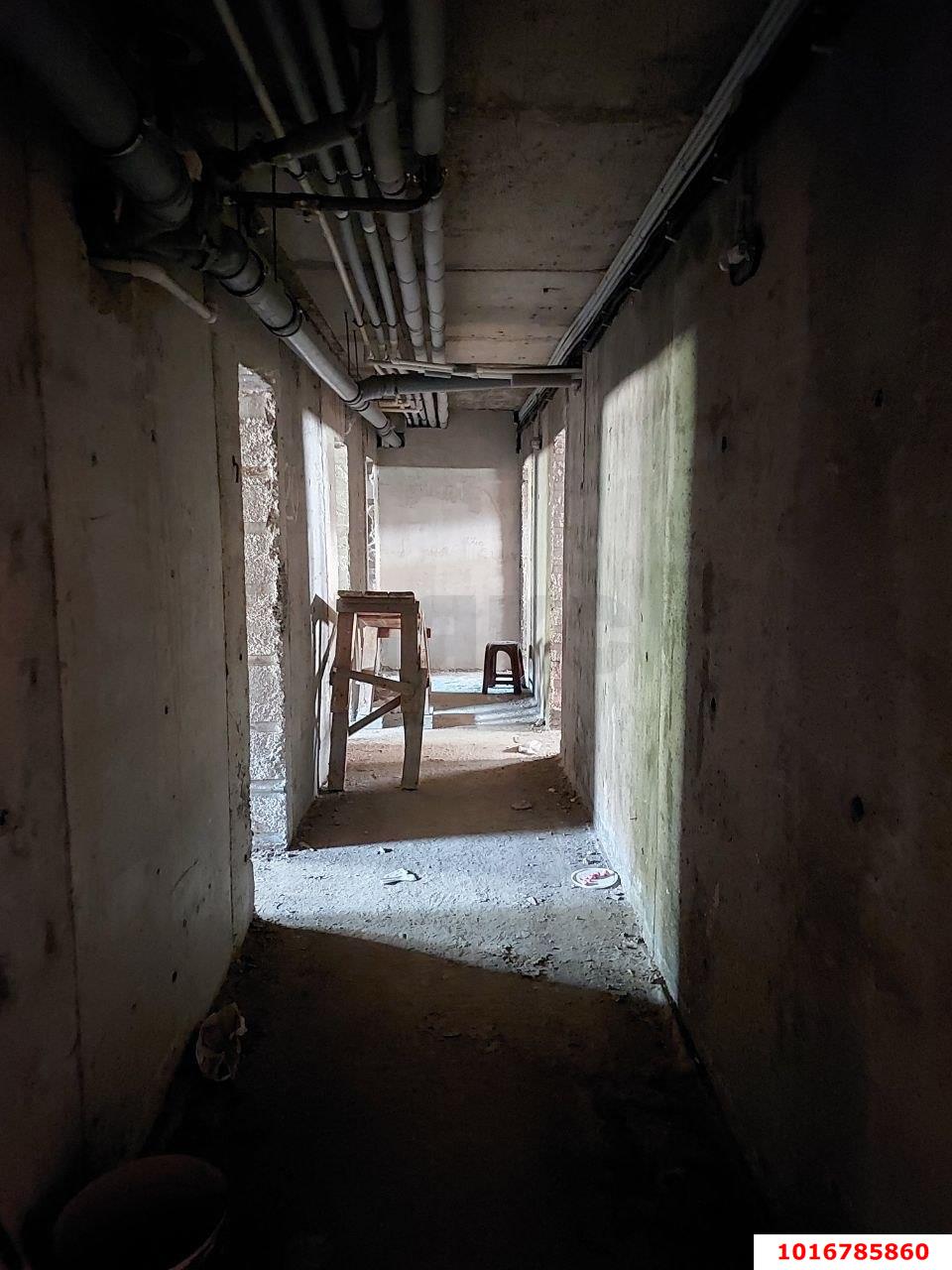 Фото №6: Торговое помещение <span class="whitespace-nowrap">34 м²</span>, <span class="whitespace-nowrap">-1/5 эт.</span> - Краснодар, мкр. Прикубанский внутригородской округ, ул. им. Сорока А.М., 4/1