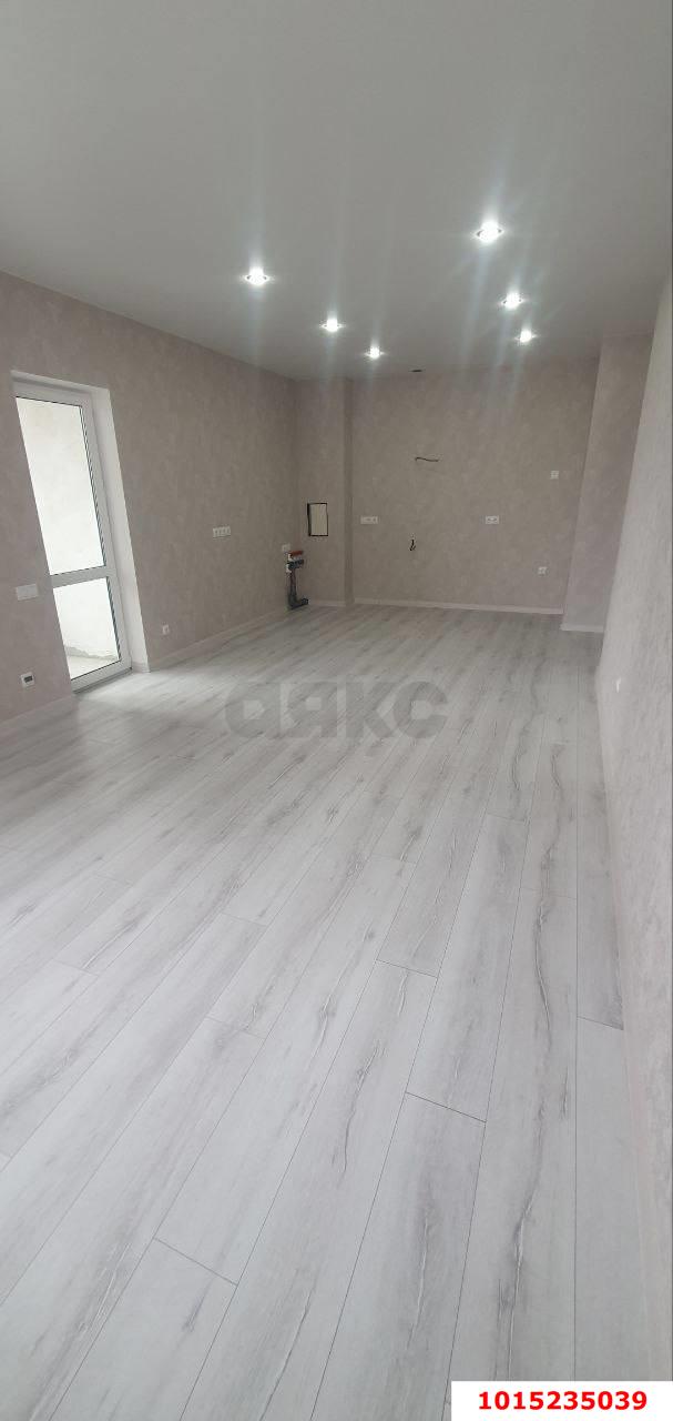 Фото №10: 2-комнатная квартира <span class="whitespace-nowrap">71 м²</span>, <span class="whitespace-nowrap">4/22 эт.</span> - Краснодар, Карасунский внутригородской округ, ж/м Пашковский, ул. имени В.Н. Мачуги, 166/1
