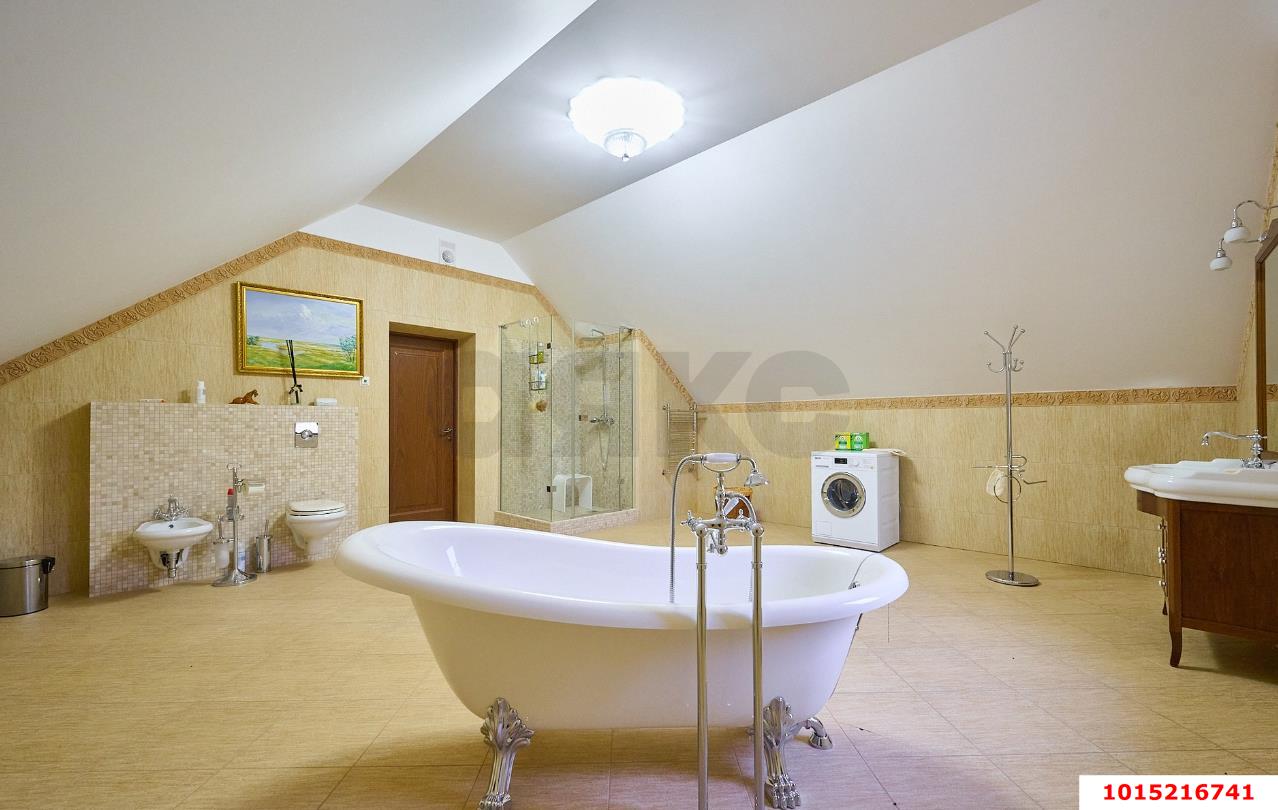 Фото №6: Готовый бизнес <span class="whitespace-nowrap">874 м²</span>, <span class="whitespace-nowrap">1/3 эт.</span> - Каневская, ул. Северная, 2А