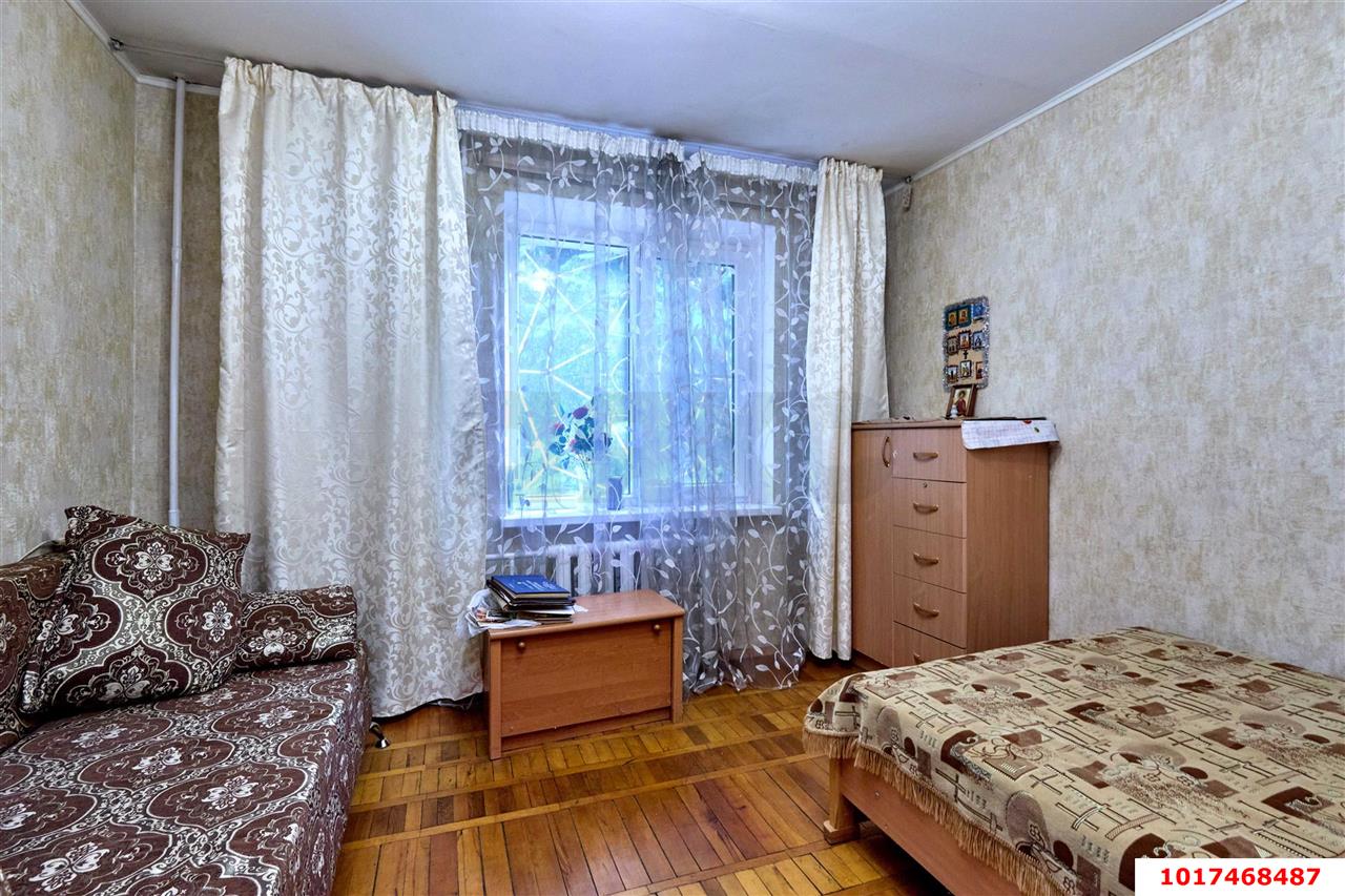 Фото №6: 2-комнатная квартира <span class="whitespace-nowrap">49 м²</span>, <span class="whitespace-nowrap">1/5 эт.</span> - Краснодар, Прикубанский внутригородской округ, мкр. Фестивальный, ул. Воровского, 195