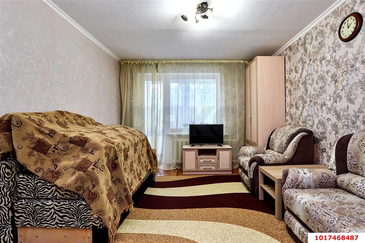 Фото №8: 2-комнатная квартира <span class="whitespace-nowrap">49 м²</span>, <span class="whitespace-nowrap">1/5 эт.</span> - Краснодар, Прикубанский внутригородской округ, мкр. Фестивальный, ул. Воровского, 195