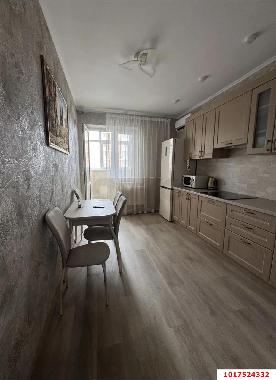 Фото №7: 1-комнатная квартира <span class="whitespace-nowrap">48 м²</span>, <span class="whitespace-nowrap">7/16 эт.</span> - Краснодар, Прикубанский внутригородской округ, 9-й километр, мкр. ЖК Валентина, ул. имени Дзержинского, 64/2