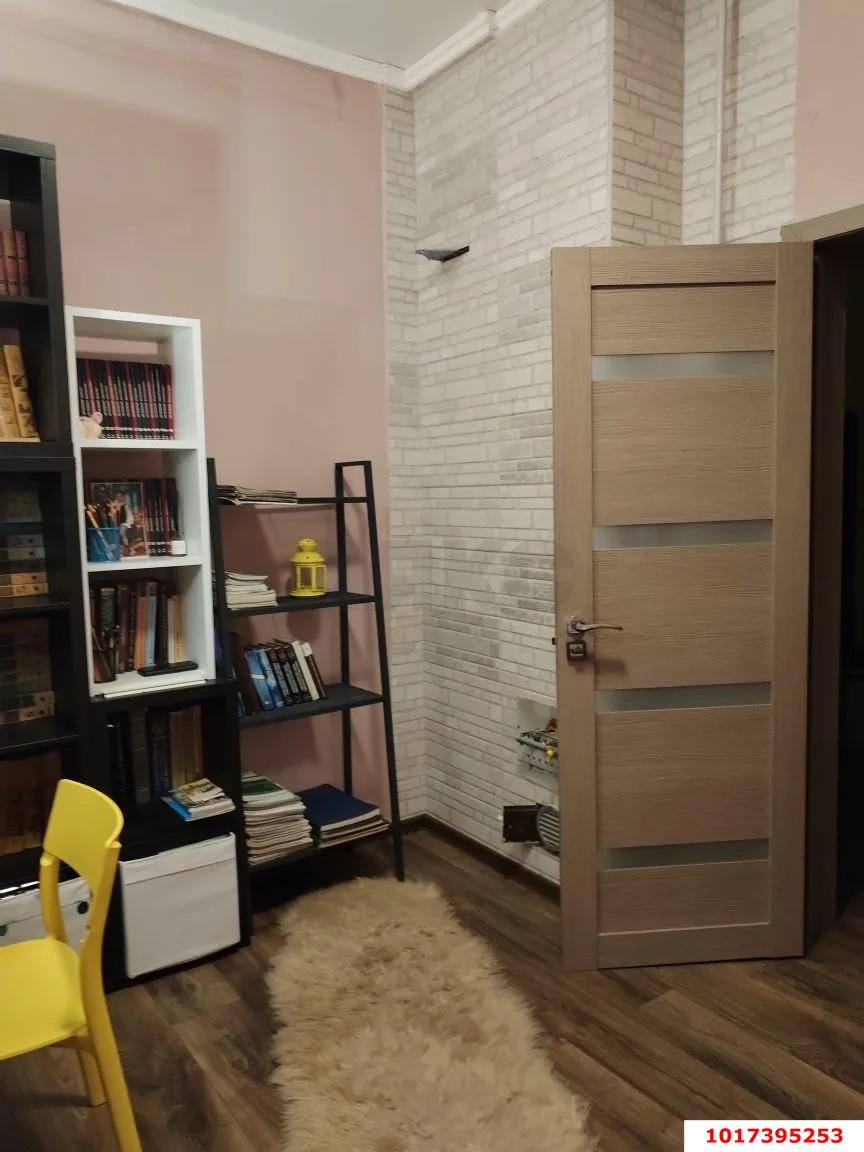 Фото №8: 3-комнатная квартира <span class="whitespace-nowrap">50 м²</span>, <span class="whitespace-nowrap">1/1 эт.</span> - Краснодар, Западный внутригородской округ, мкр. Центральный, ул. Ленина, 24