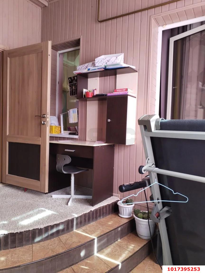 Фото №4: 3-комнатная квартира <span class="whitespace-nowrap">50 м²</span>, <span class="whitespace-nowrap">1/1 эт.</span> - Краснодар, Западный внутригородской округ, мкр. Центральный, ул. Ленина, 24