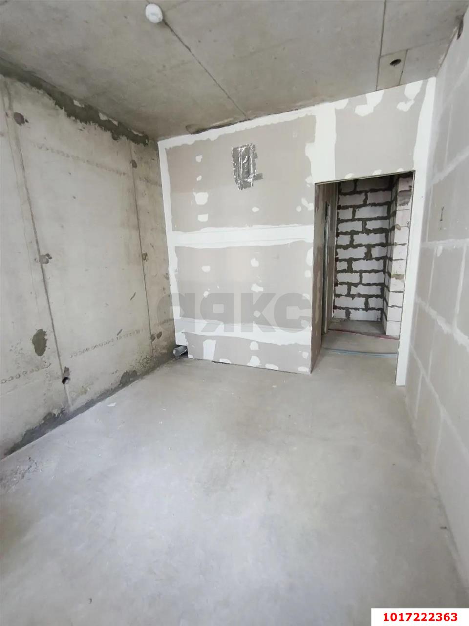 Фото №5: 1-комнатная квартира <span class="whitespace-nowrap">41 м²</span>, <span class="whitespace-nowrap">3/24 эт.</span> - Краснодар, Карасунский внутригородской округ, Хлопчато-бумажный Комбинат, мкр. ЖК Альфа, ул. Уральская, 100/5