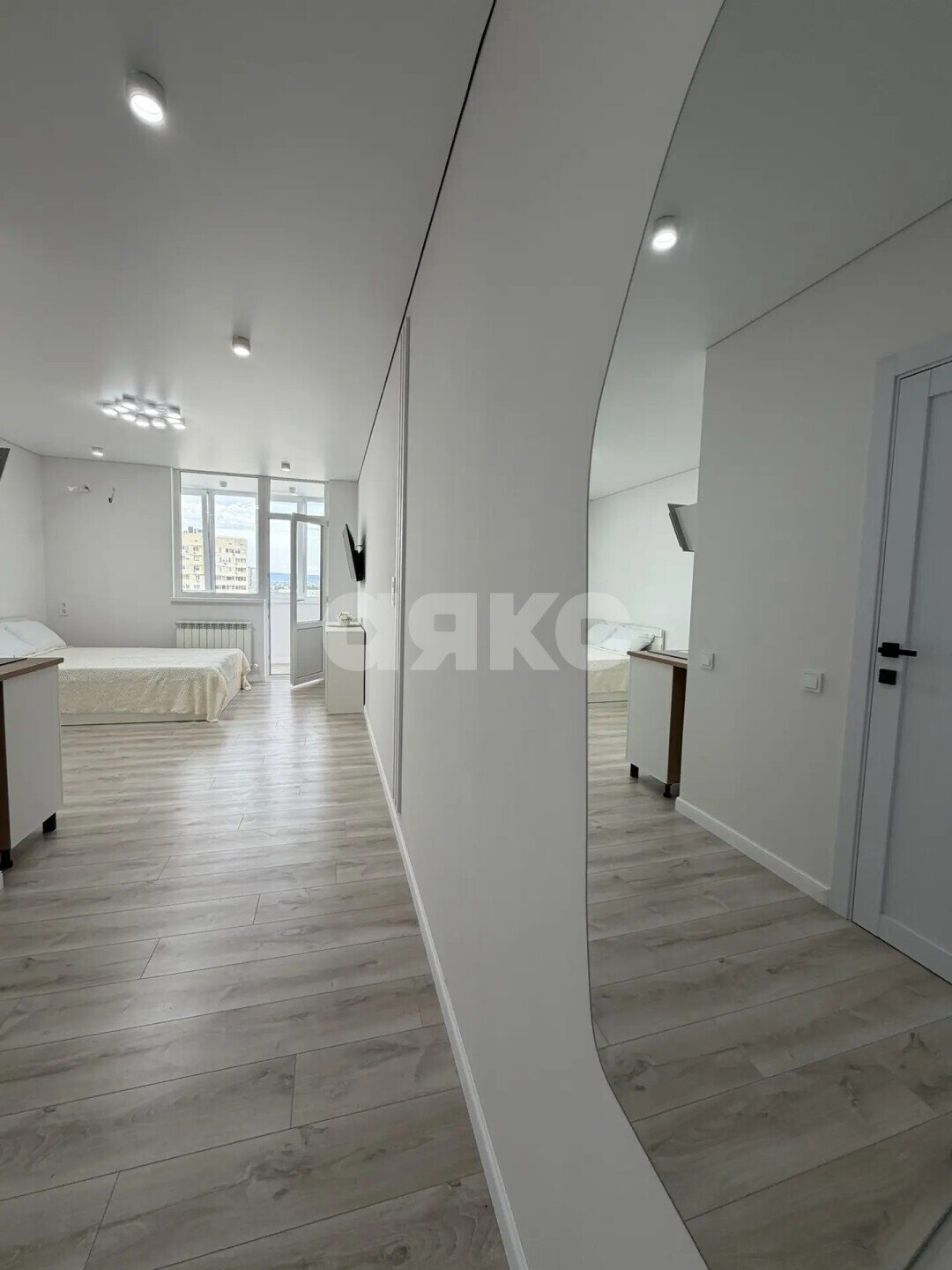 Фото №5: Студия <span class="whitespace-nowrap">27 м²</span>, <span class="whitespace-nowrap">13/20 эт.</span> - Анапа, мкр. жилой комплекс Трио-комфорт, ул. Рождественская, 55к1