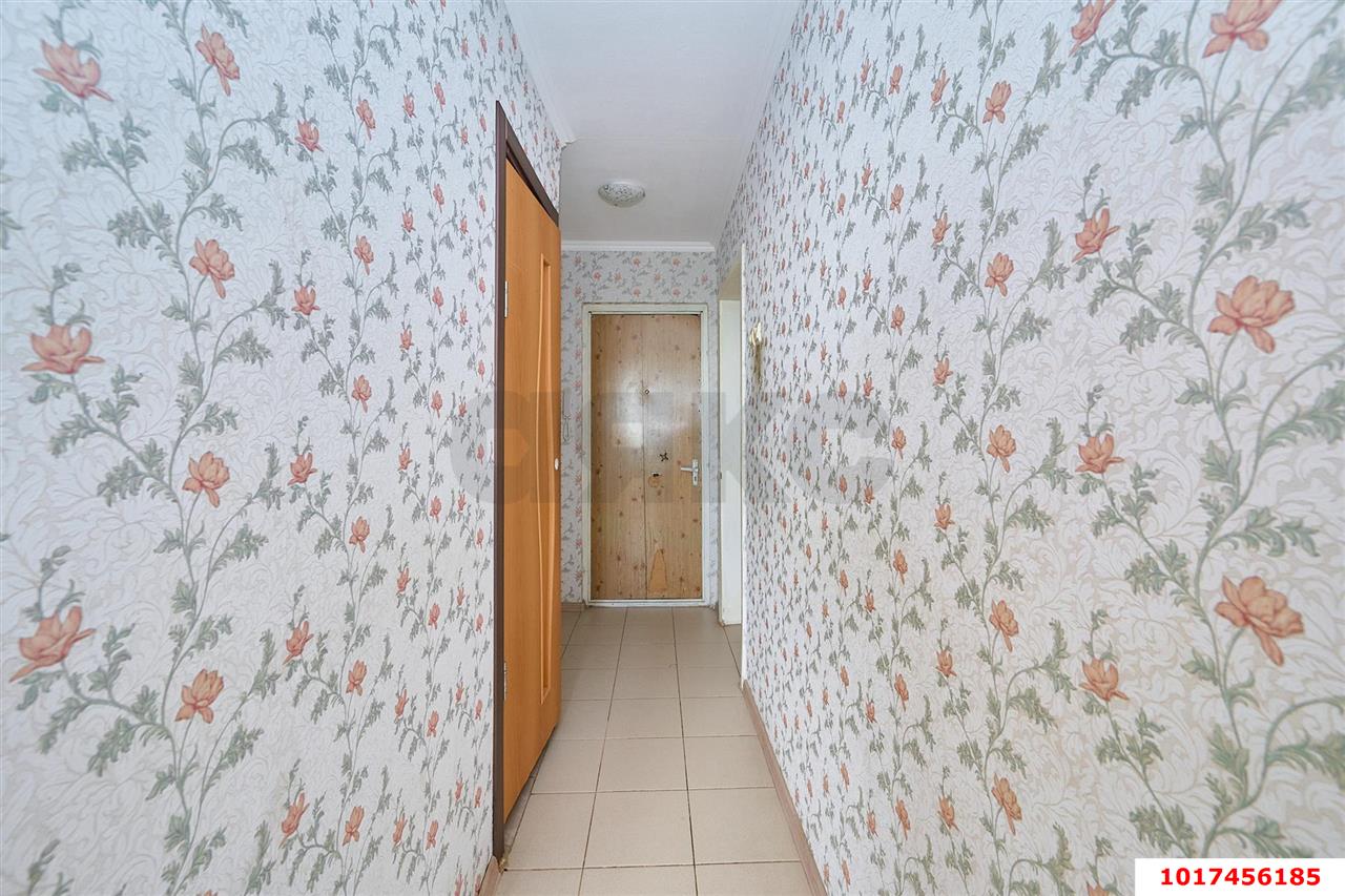 Фото №13: 1-комнатная квартира <span class="whitespace-nowrap">35 м²</span>, <span class="whitespace-nowrap">10/16 эт.</span> - Краснодар, Западный внутригородской округ, мкр. Юбилейный, ул. 70-летия Октября, 4