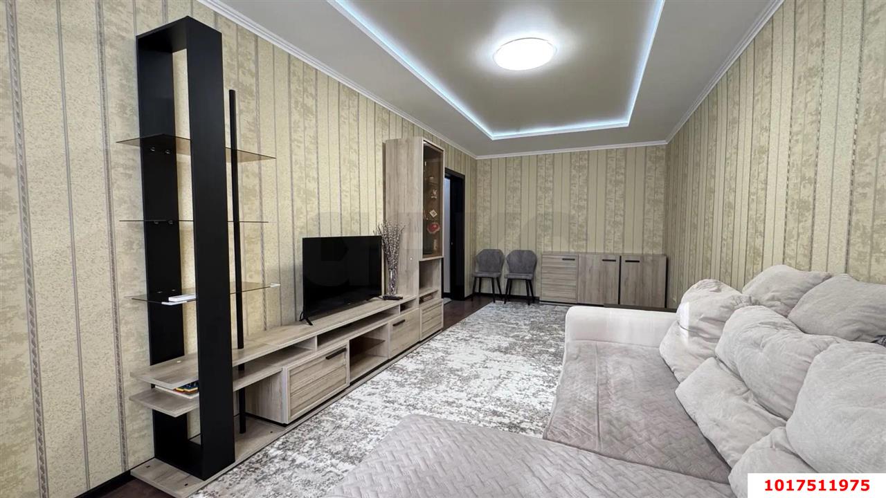 Фото №3: 2-комнатная квартира <span class="whitespace-nowrap">62 м²</span>, <span class="whitespace-nowrap">14/17 эт.</span> - Краснодар, Прикубанский внутригородской округ, Музыкальный, ЖК Акварели, мкр. имени Петра Метальникова, ул. Петра Метальникова, 3/1к1