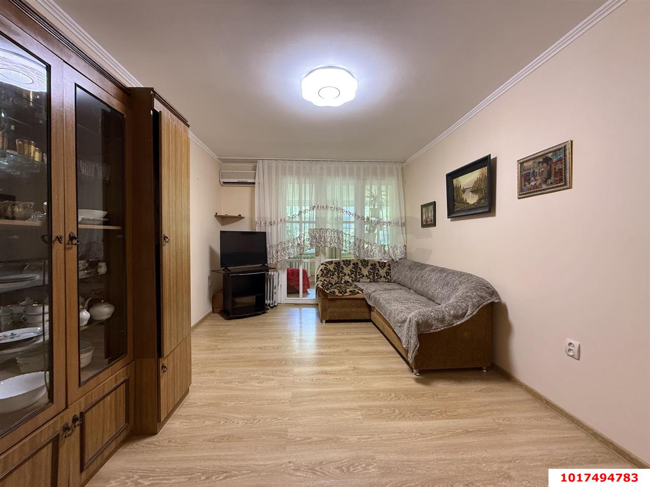 Фото №3: 2-комнатная квартира <span class="whitespace-nowrap">42 м²</span>, <span class="whitespace-nowrap">1/5 эт.</span> - Краснодар, Прикубанский внутригородской округ, мкр. Славянский, ул. Азовская, 5