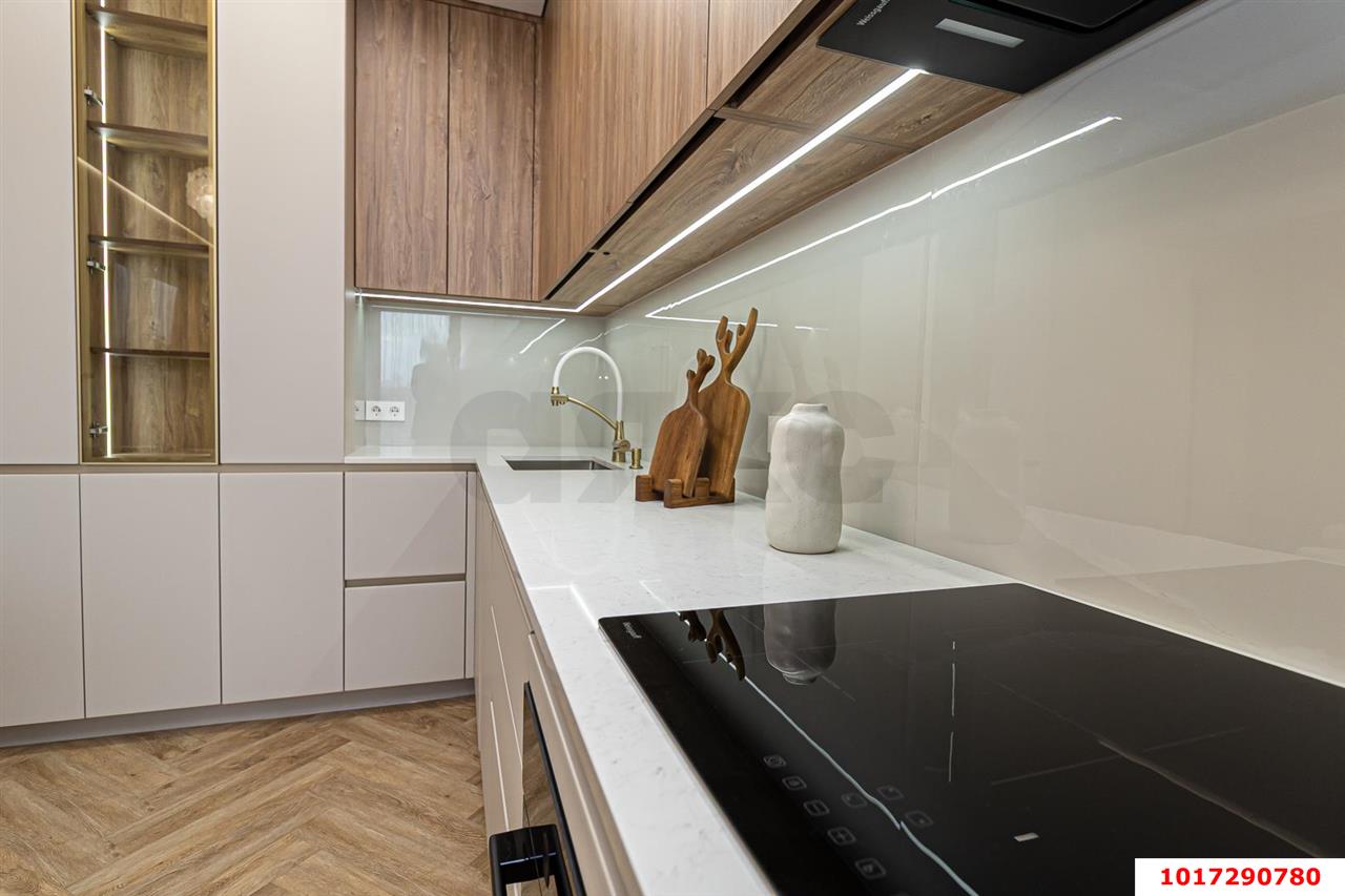Фото №5: 2-комнатная квартира <span class="whitespace-nowrap">55 м²</span>, <span class="whitespace-nowrap">7/24 эт.</span> - Краснодар, Центральный внутригородской округ, Табачная Фабрика, мкр. ЖК Все Свои Вип, ул. Колхозная, 5/2к3