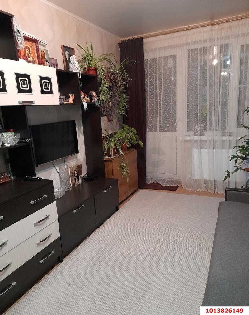 Фото №4: 1-комнатная квартира <span class="whitespace-nowrap">42 м²</span>, <span class="whitespace-nowrap">4/4 эт.</span> - Знаменский, мкр. Карасунский внутригородской округ, ул. Виноградная, 2/1