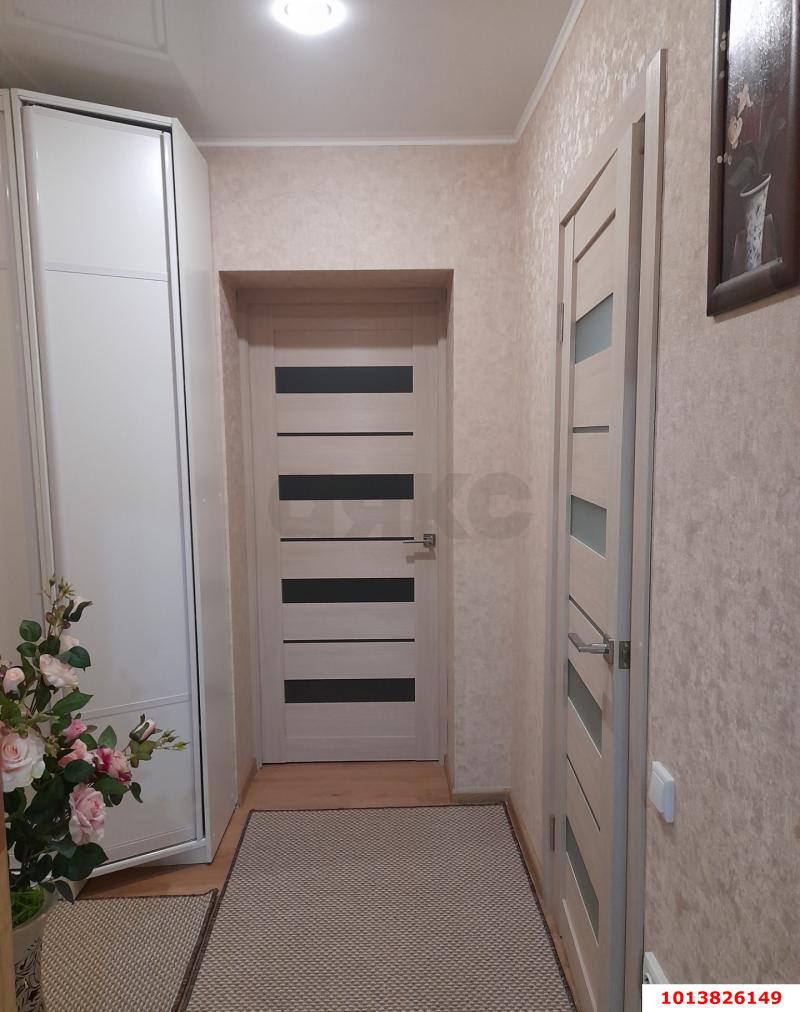 Фото №5: 1-комнатная квартира <span class="whitespace-nowrap">42 м²</span>, <span class="whitespace-nowrap">4/4 эт.</span> - Знаменский, мкр. Карасунский внутригородской округ, ул. Виноградная, 2/1