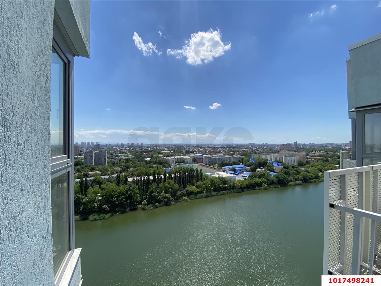 Фото №7: 2-комнатная квартира <span class="whitespace-nowrap">72 м²</span>, <span class="whitespace-nowrap">23/23 эт.</span> - Краснодар, Карасунский внутригородской округ, Черёмушки, мкр. ЖК Дом у Озера, ул. Селезнёва, 104/1