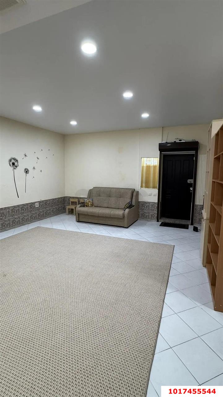 Фото №3: Торговое помещение <span class="whitespace-nowrap">41 м²</span>, <span class="whitespace-nowrap">-1/10 эт.</span> - Краснодар, Карасунский внутригородской округ, мкр. Черёмушки, ул. Селезнёва, 4А