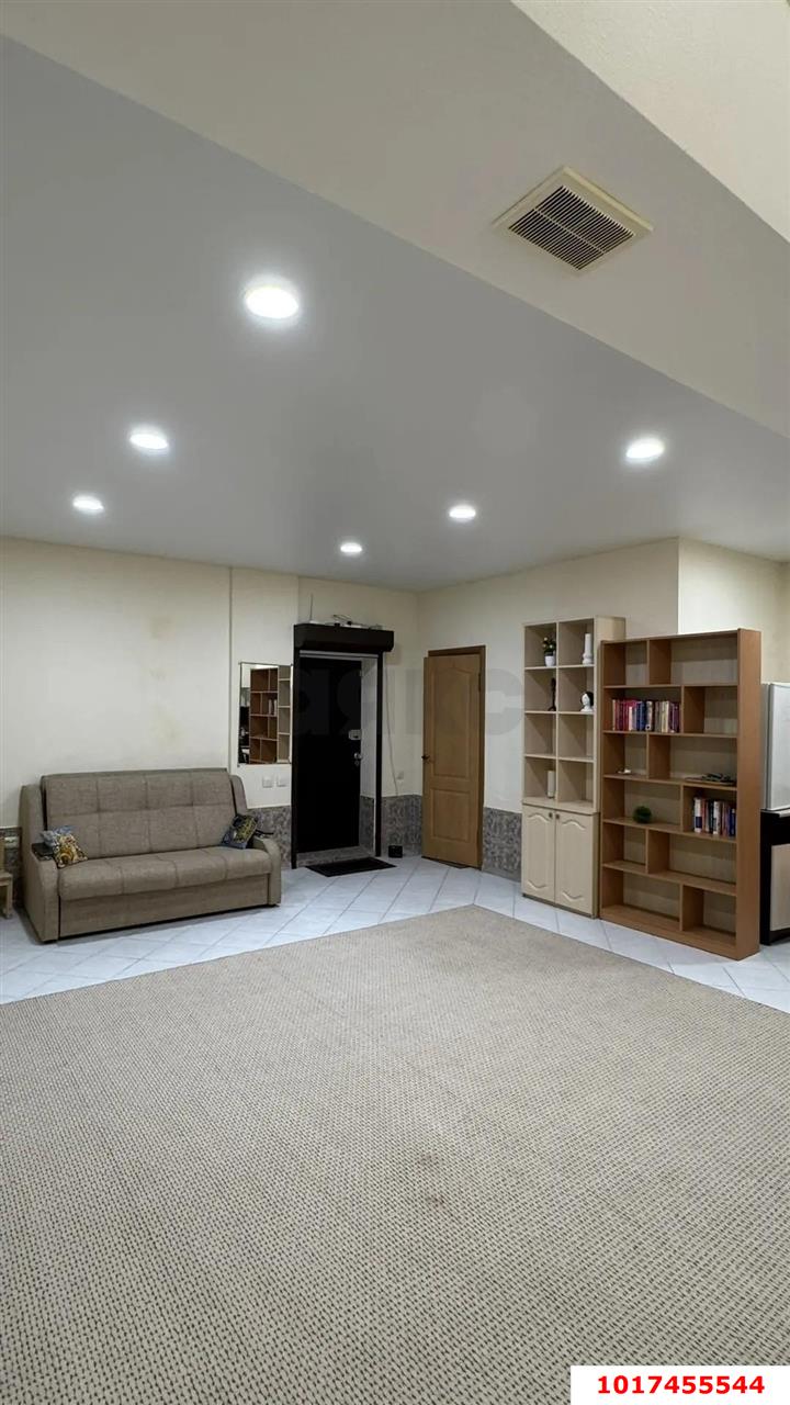 Фото №5: Торговое помещение <span class="whitespace-nowrap">41 м²</span>, <span class="whitespace-nowrap">-1/10 эт.</span> - Краснодар, Карасунский внутригородской округ, мкр. Черёмушки, ул. Селезнёва, 4А