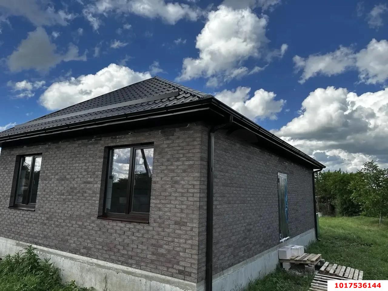 Фото №4: Дом <span class="whitespace-nowrap">71 м²</span> <span class="whitespace-nowrap">+ 6 сот.</span>, <span class="whitespace-nowrap">1 эт.</span> - Медведовская, ул. 50 лет Победы