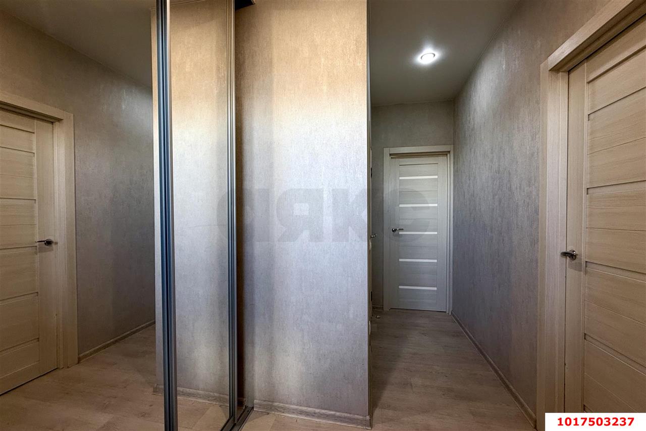 Фото №10: 1-комнатная квартира <span class="whitespace-nowrap">46 м²</span>, <span class="whitespace-nowrap">5/15 эт.</span> - Краснодар, Карасунский внутригородской округ, жилой комплекс Империал, ж/м Пашковский, ул. Леонида Лаврова, 8к1ск4