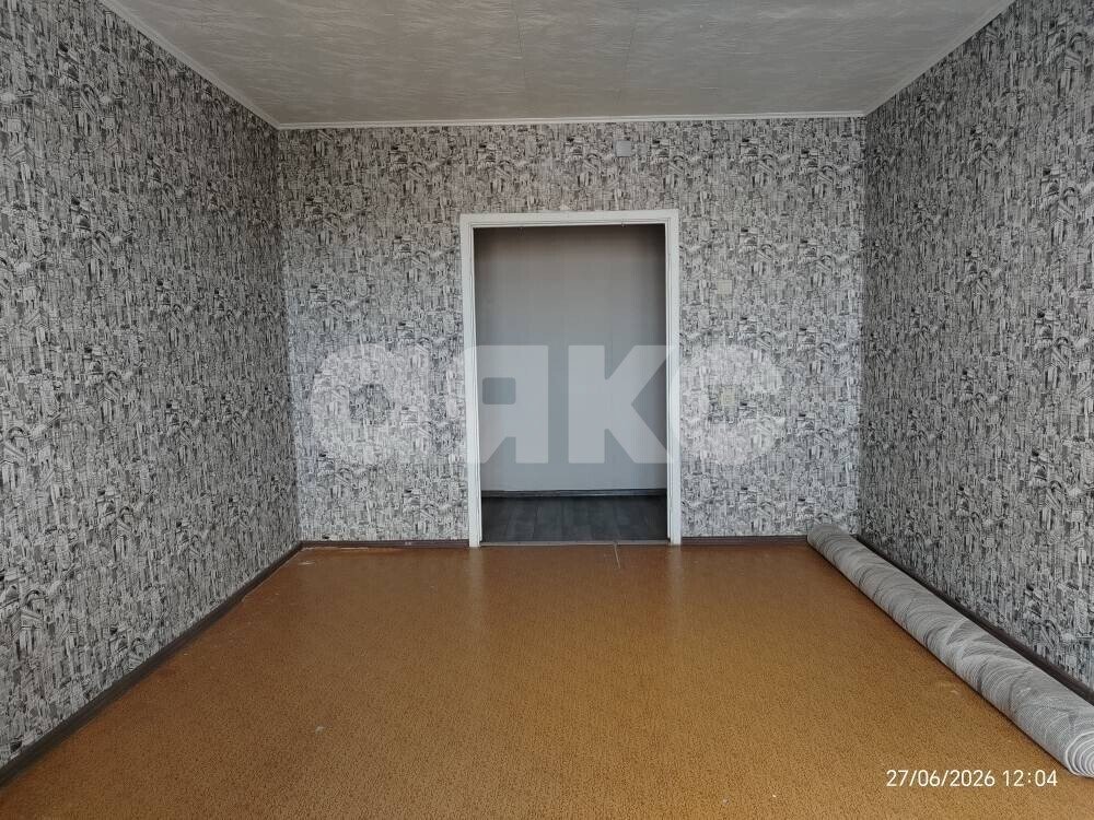 Фото №3: 3-комнатная квартира <span class="whitespace-nowrap">64 м²</span>, <span class="whitespace-nowrap">9/9 эт.</span> - Волгоград, Тракторозаводский, Спартановка, мкр. 410-й, ул. Кропоткина, 5