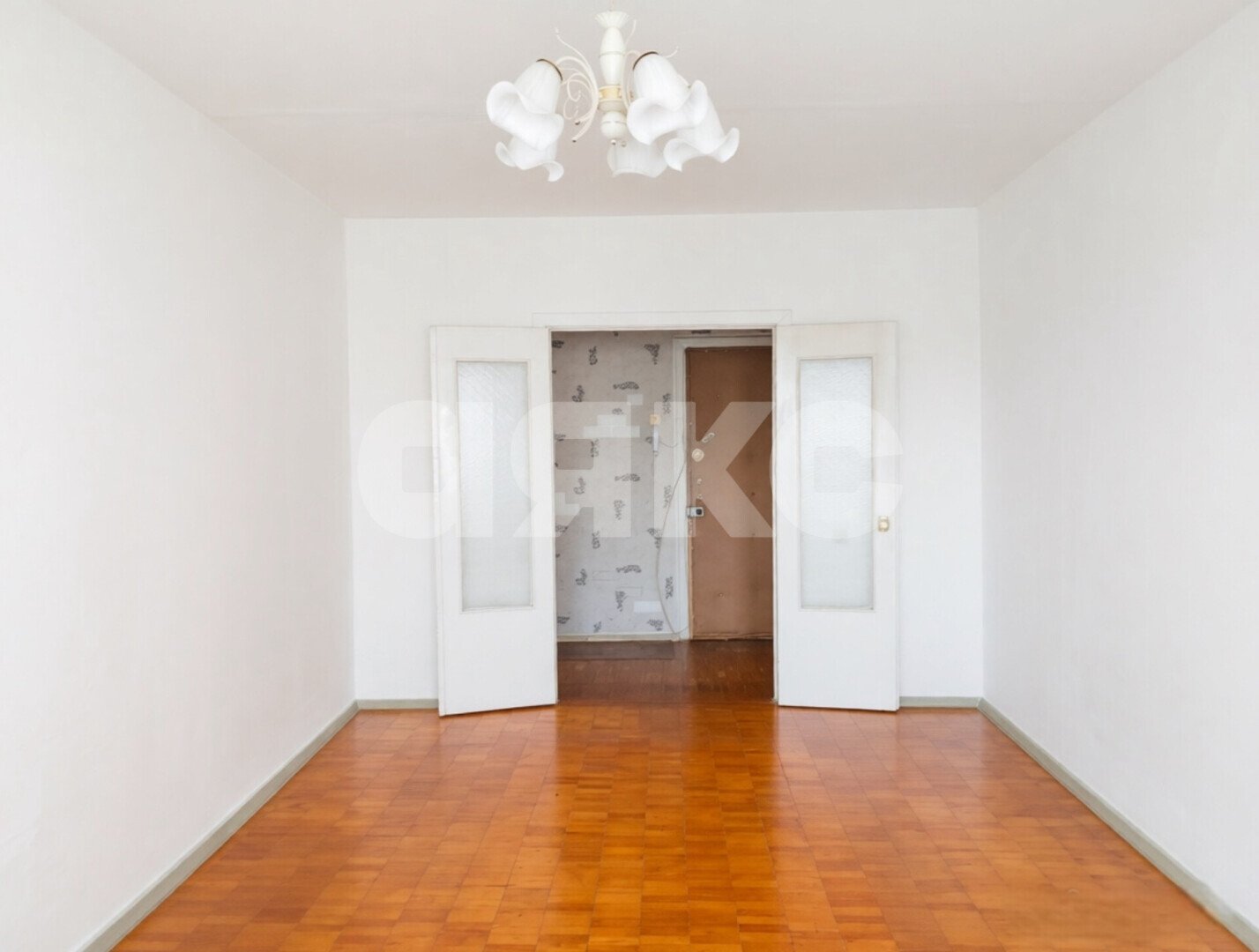 Фото №2: 2-комнатная квартира <span class="whitespace-nowrap">52 м²</span>, <span class="whitespace-nowrap">7/9 эт.</span> - Волгоград, Дзержинский, 125-й, р. Семь Ветров, б-р 30-летия Победы, 76