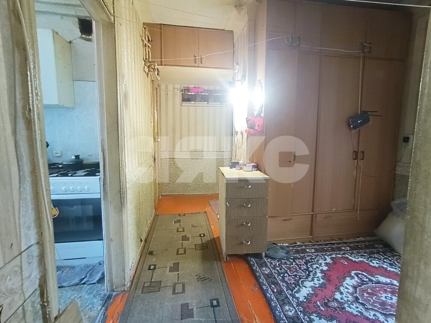 Фото №8: 3-комнатная квартира <span class="whitespace-nowrap">72 м²</span>, <span class="whitespace-nowrap">2/4 эт.</span> - Волгоград, р. Тракторозаводский, ул. 95-й Гвардейской Дивизии, 4