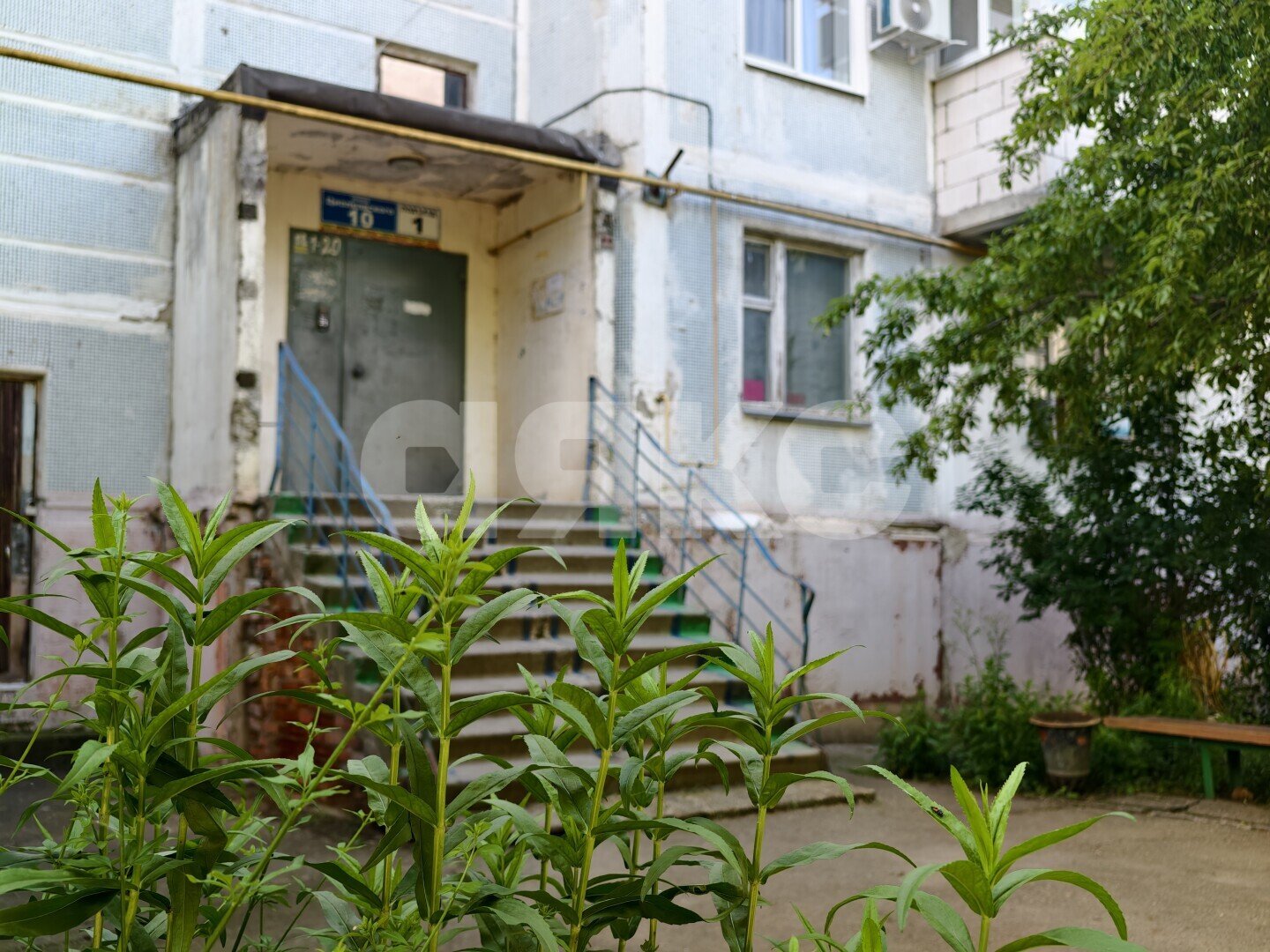 Фото №3: 2-комнатная квартира <span class="whitespace-nowrap">51 м²</span>, <span class="whitespace-nowrap">4/5 эт.</span> - Кореновск, мкр. Военный городок, ул. Циолковского, 10