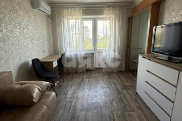 Фото №1: 2-комнатная квартира <span class="whitespace-nowrap">42 м²</span>, <span class="whitespace-nowrap">5/5 эт.</span> - Мариуполь, р. Приморский, пр-кт Нахимова, 166