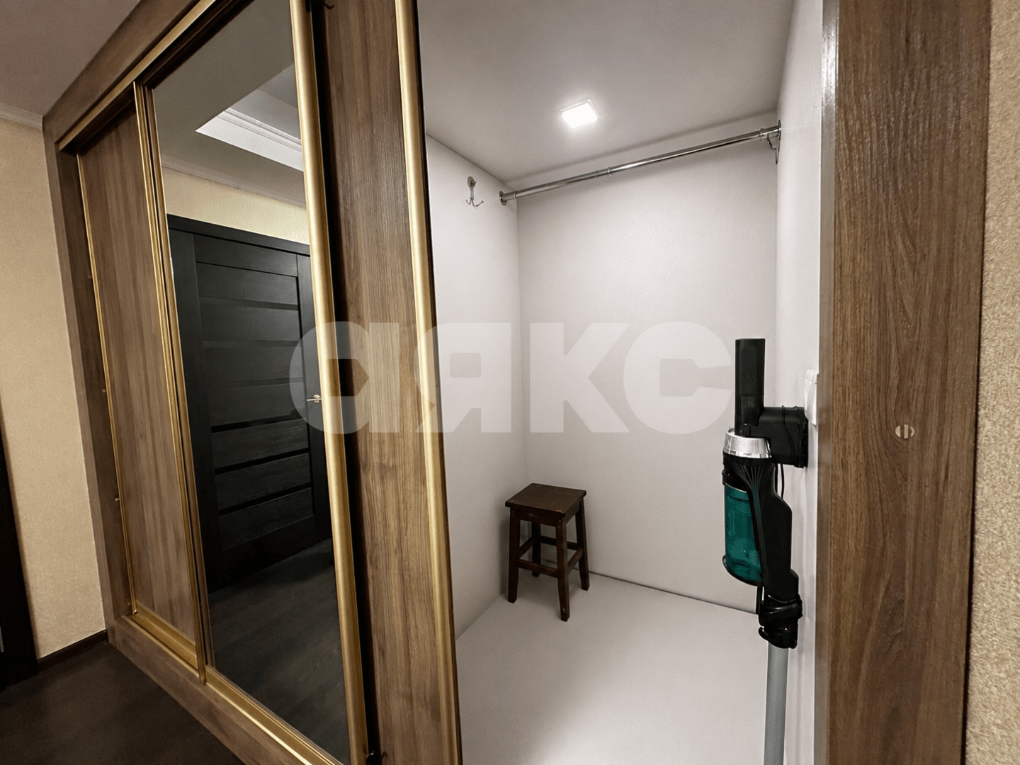 Фото №8: 3-комнатная квартира <span class="whitespace-nowrap">44 м²</span>, <span class="whitespace-nowrap">1/2 эт.</span> - Володарское, ул. Куйбышева, 19
