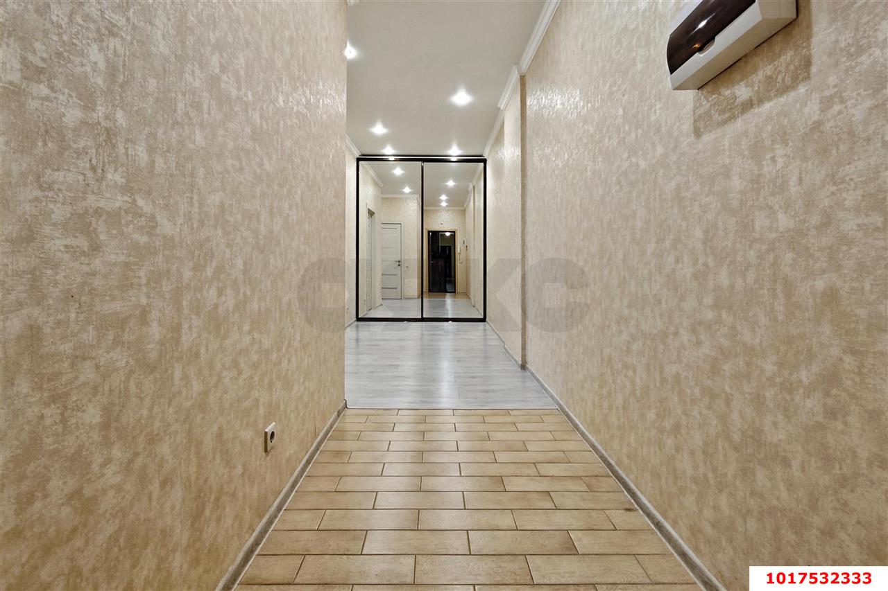 Фото №7: 1-комнатная квартира <span class="whitespace-nowrap">56 м²</span>, <span class="whitespace-nowrap">5/16 эт.</span> - Краснодар, Прикубанский внутригородской округ, Фестивальный, ЖК Екатеринодар, мкр. Солнечный, ул. Архитектора Петина, 18/2