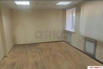 Фото №1: Офисное помещение <span class="whitespace-nowrap">92 м²</span>, <span class="whitespace-nowrap">1/2 эт.</span> - Краснодар, мкр. Центральный, ул. Мира, 9/1