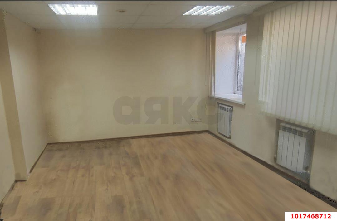 Фото №1: Офисное помещение <span class="whitespace-nowrap">92 м²</span>, <span class="whitespace-nowrap">1/2 эт.</span> - Краснодар, Западный внутригородской округ, мкр. Центральный, ул. Мира, 9/1