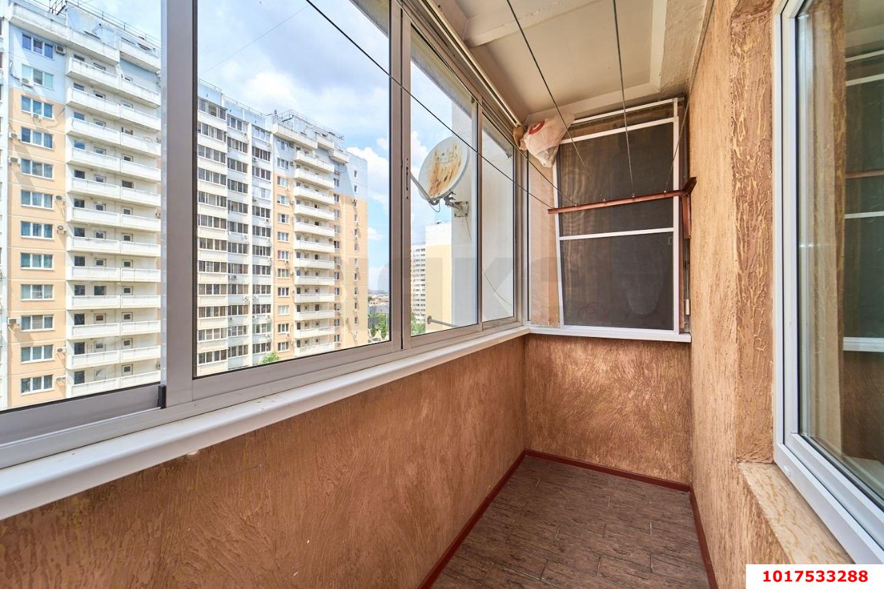 Фото №12: 2-комнатная квартира <span class="whitespace-nowrap">71 м²</span>, <span class="whitespace-nowrap">8/16 эт.</span> - Краснодар, Прикубанский внутригородской округ, мкр. Краевая Клиническая Больница, ул. Восточно-Кругликовская, 65