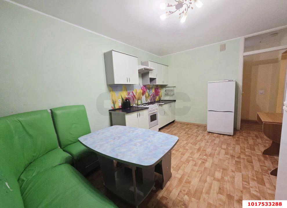 Фото №2: 2-комнатная квартира <span class="whitespace-nowrap">71 м²</span>, <span class="whitespace-nowrap">8/16 эт.</span> - Краснодар, Прикубанский внутригородской округ, мкр. Краевая Клиническая Больница, ул. Восточно-Кругликовская, 65