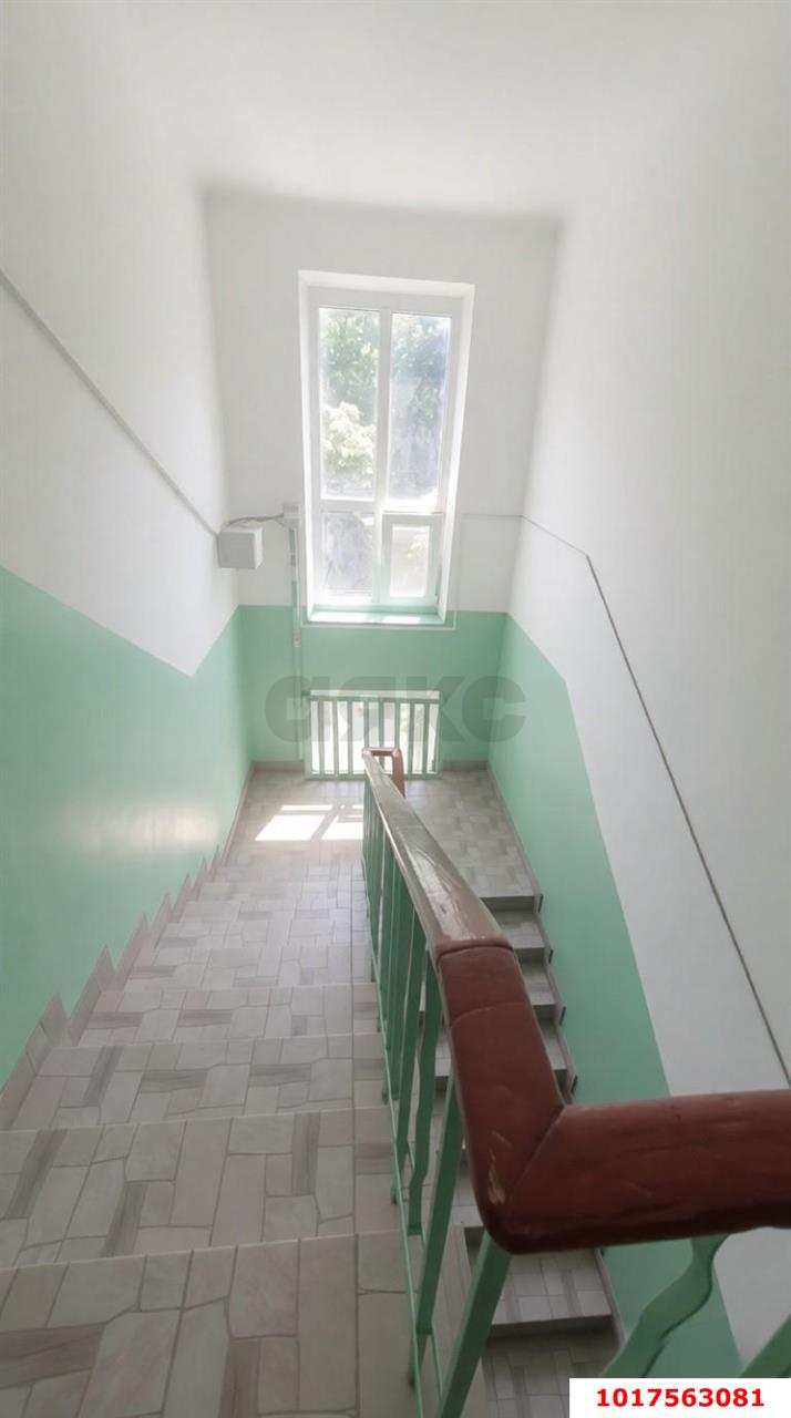 Фото №9: 1-комнатная квартира <span class="whitespace-nowrap">31 м²</span>, <span class="whitespace-nowrap">4/4 эт.</span> - Краснодар, Центральный внутригородской округ, мкр. 40 лет Победы, ул. имени 40-летия Победы, 8