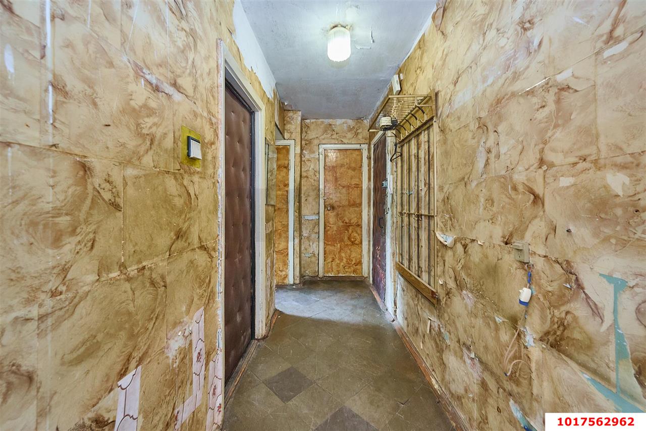 Фото №29: 4-комнатная квартира <span class="whitespace-nowrap">60 м²</span>, <span class="whitespace-nowrap">3/5 эт.</span> - Краснодар, Прикубанский внутригородской округ, мкр. Славянский, ул. Красных Партизан, 161/1