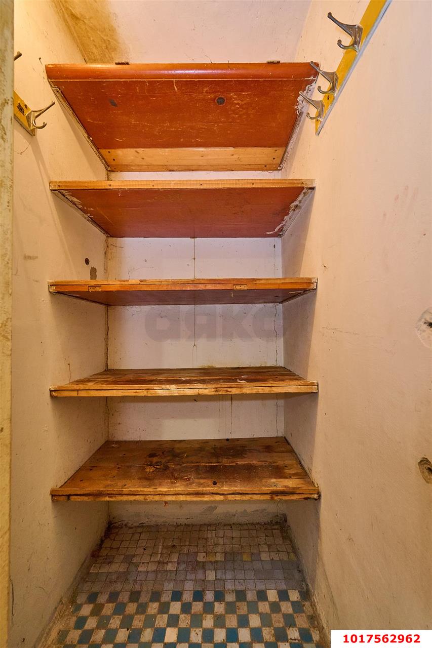 Фото №25: 4-комнатная квартира <span class="whitespace-nowrap">60 м²</span>, <span class="whitespace-nowrap">3/5 эт.</span> - Краснодар, Прикубанский внутригородской округ, мкр. Славянский, ул. Красных Партизан, 161/1