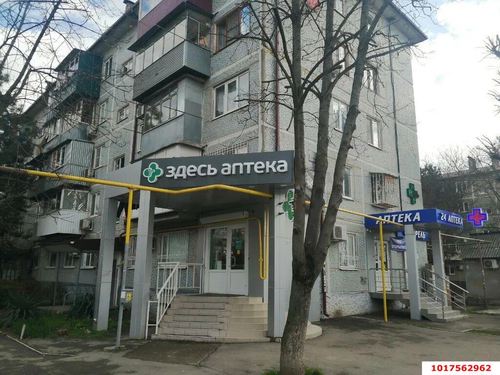 Фото №4: 4-комнатная квартира <span class="whitespace-nowrap">60 м²</span>, <span class="whitespace-nowrap">3/5 эт.</span> - Краснодар, Прикубанский внутригородской округ, мкр. Славянский, ул. Красных Партизан, 161/1