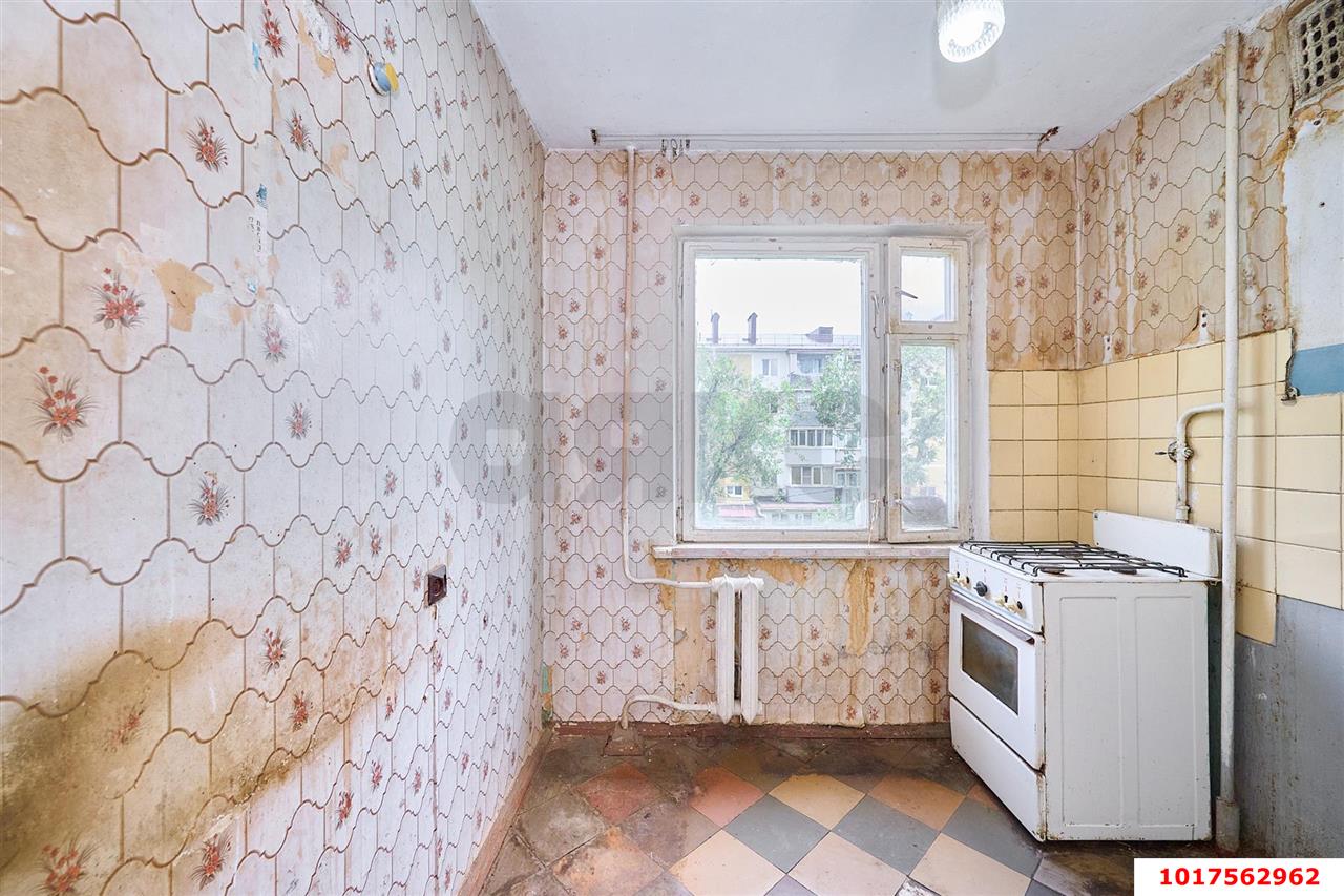 Фото №20: 4-комнатная квартира <span class="whitespace-nowrap">60 м²</span>, <span class="whitespace-nowrap">3/5 эт.</span> - Краснодар, Прикубанский внутригородской округ, мкр. Славянский, ул. Красных Партизан, 161/1