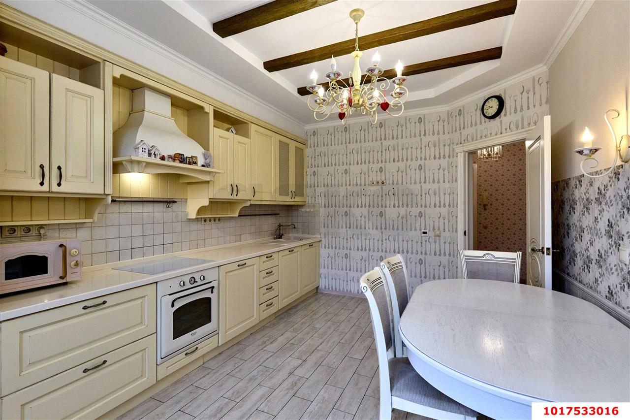 Фото №2: 3-комнатная квартира <span class="whitespace-nowrap">89 м²</span>, <span class="whitespace-nowrap">5/18 эт.</span> - Краснодар, Центральный внутригородской округ, мкр. Центральный, ул. Ленина, 64