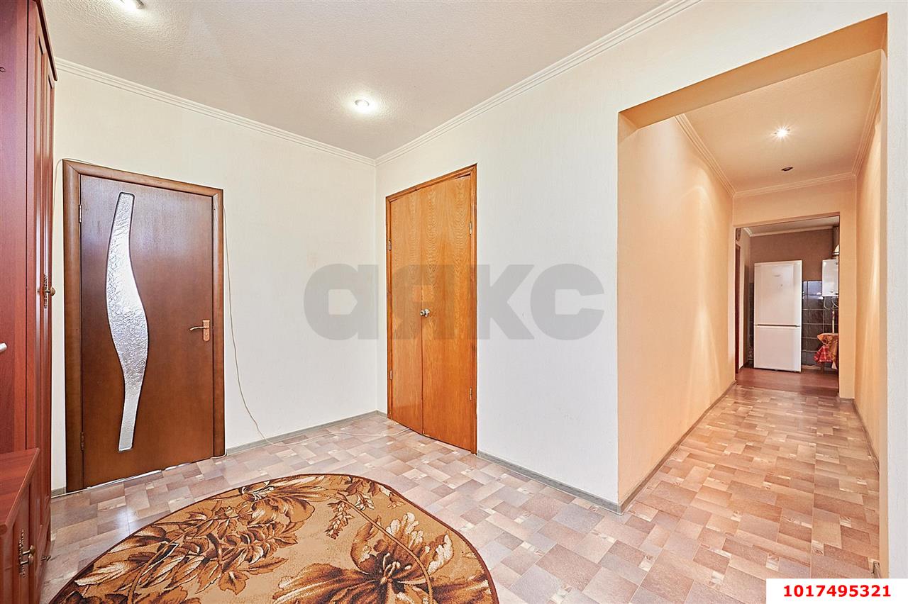 Фото №10: 3-комнатная квартира <span class="whitespace-nowrap">77 м²</span>, <span class="whitespace-nowrap">3/3 эт.</span> - Краснодар, Карасунский внутригородской округ, мкр. Камвольно-суконный Комбинат, ул. Сормовская, 22