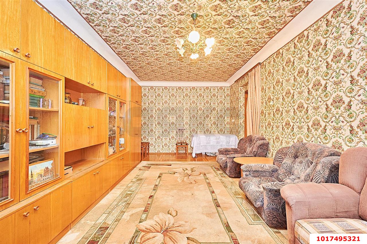 Фото №2: 3-комнатная квартира <span class="whitespace-nowrap">77 м²</span>, <span class="whitespace-nowrap">3/3 эт.</span> - Краснодар, Карасунский внутригородской округ, мкр. Камвольно-суконный Комбинат, ул. Сормовская, 22