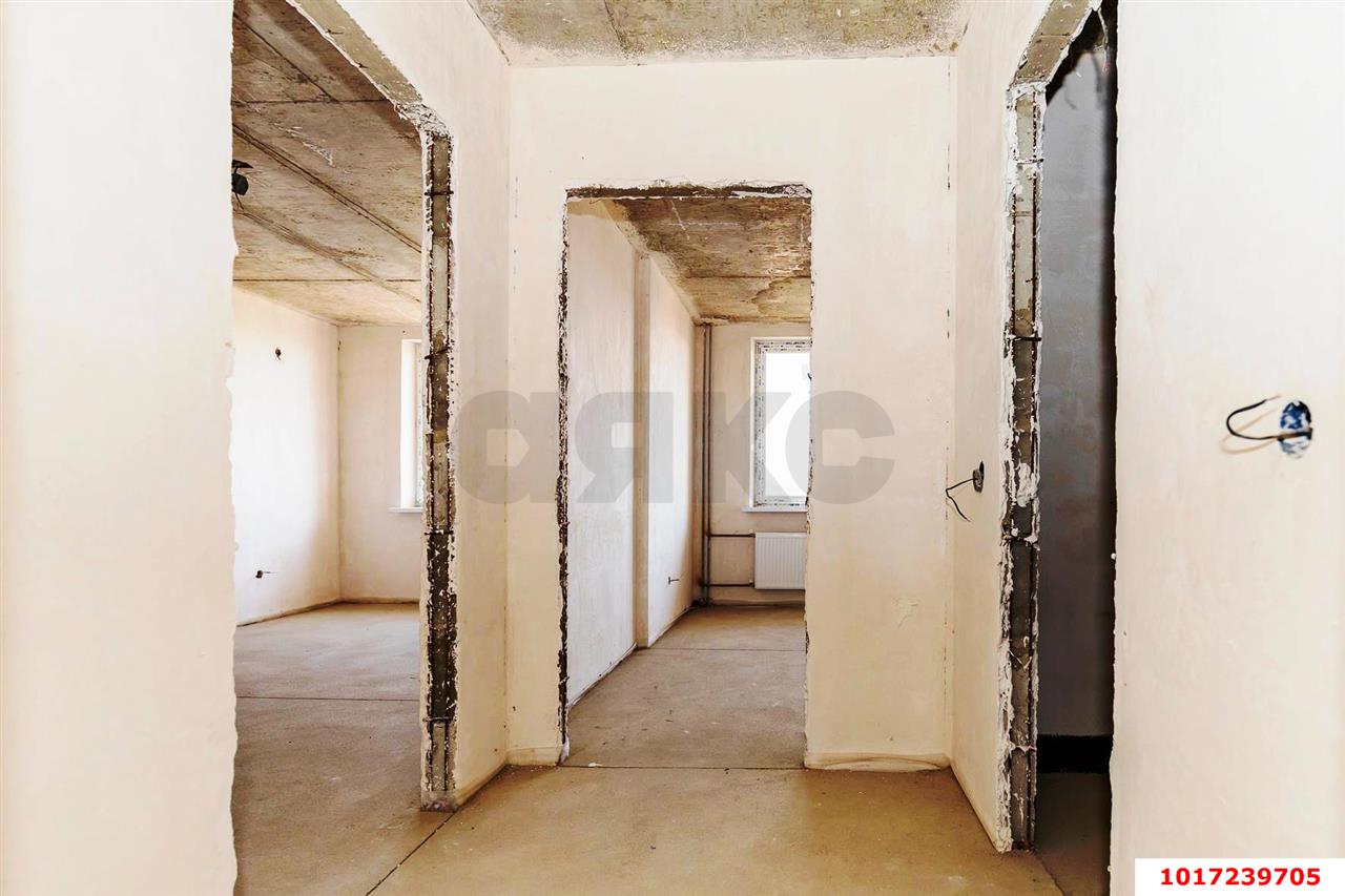 Фото №8: 1-комнатная квартира <span class="whitespace-nowrap">42 м²</span>, <span class="whitespace-nowrap">3/16 эт.</span> - Краснодар, Карасунский внутригородской округ, Гидростроителей, мкр. ЖК Феникс, ул. имени В.Н. Мачуги, 6/2к1
