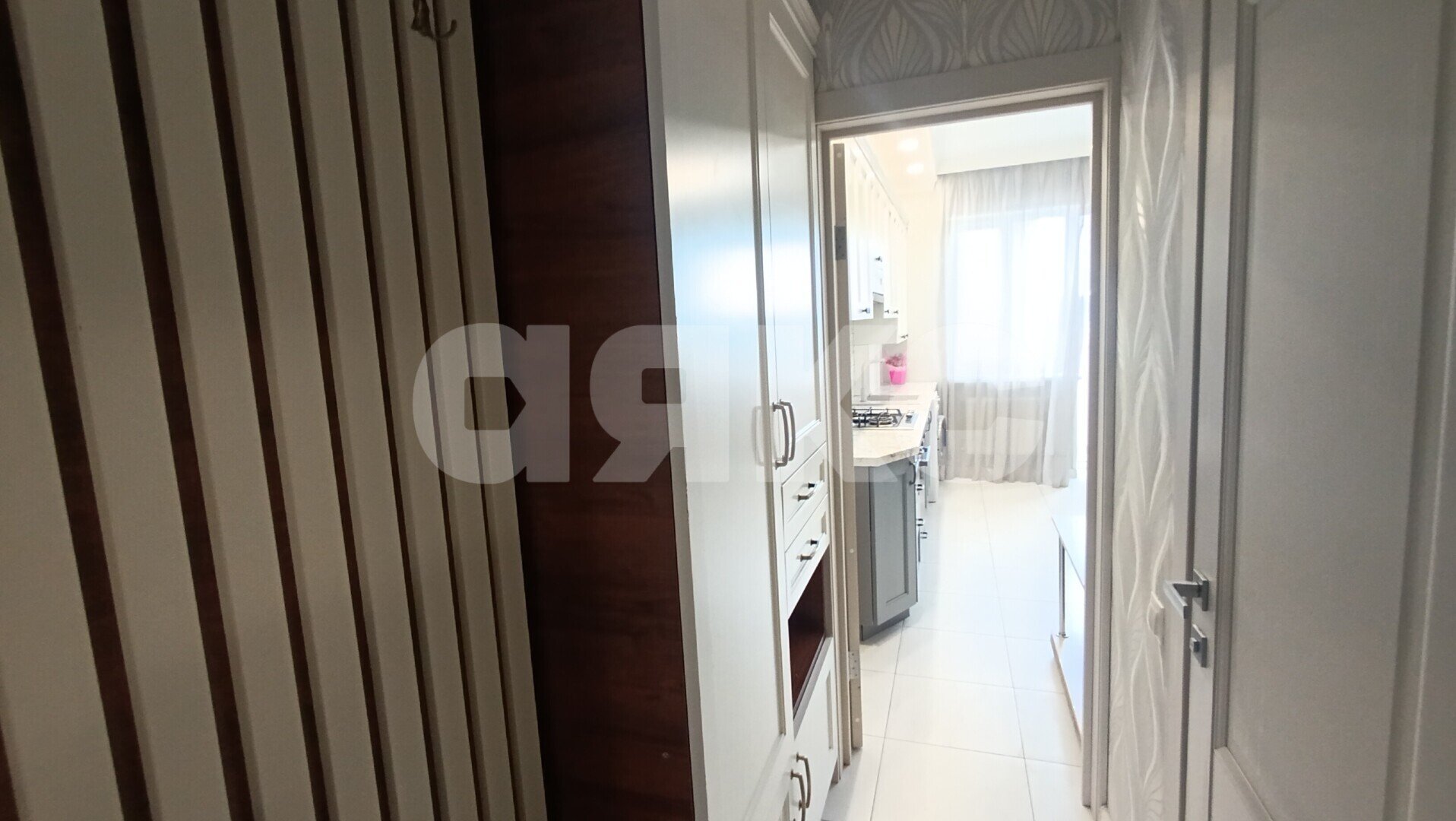 Фото №5: 2-комнатная квартира <span class="whitespace-nowrap">57 м²</span>, <span class="whitespace-nowrap">2/4 эт.</span> - Горячий Ключ, мкр. Администрация, ул. Ярославского, 50
