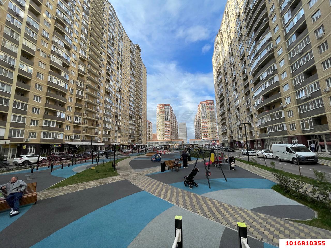 Фото №8: Торговое помещение <span class="whitespace-nowrap">51 м²</span>, <span class="whitespace-nowrap">1/16 эт.</span> - Краснодар, Прикубанский внутригородской округ, ЖК Лучший, мкр. имени Петра Метальникова, ул. Петра Метальникова, 38