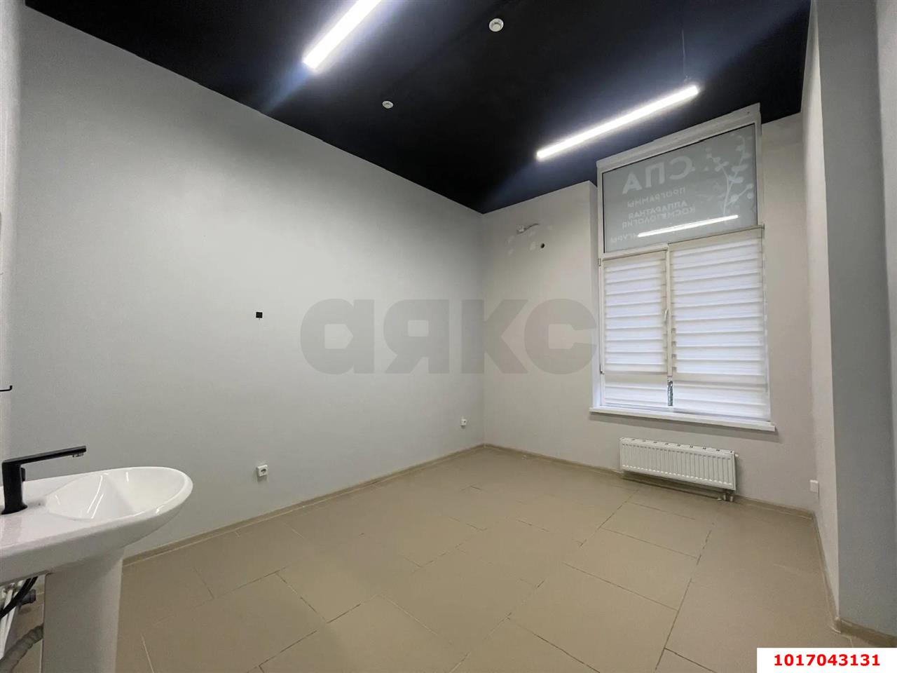 Фото №6: Торговое помещение <span class="whitespace-nowrap">74 м²</span>, <span class="whitespace-nowrap">1/16 эт.</span> - Краснодар, Прикубанский внутригородской округ, мкр. жилой комплекс Сармат, ул. Западный Обход, 65к1