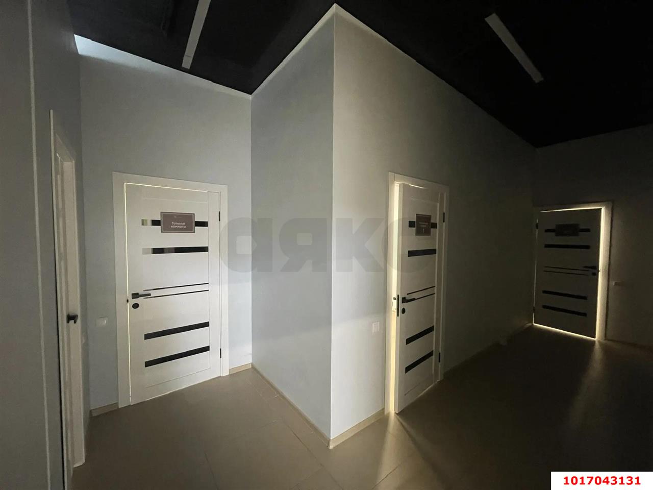 Фото №5: Торговое помещение <span class="whitespace-nowrap">74 м²</span>, <span class="whitespace-nowrap">1/16 эт.</span> - Краснодар, Прикубанский внутригородской округ, мкр. жилой комплекс Сармат, ул. Западный Обход, 65к1
