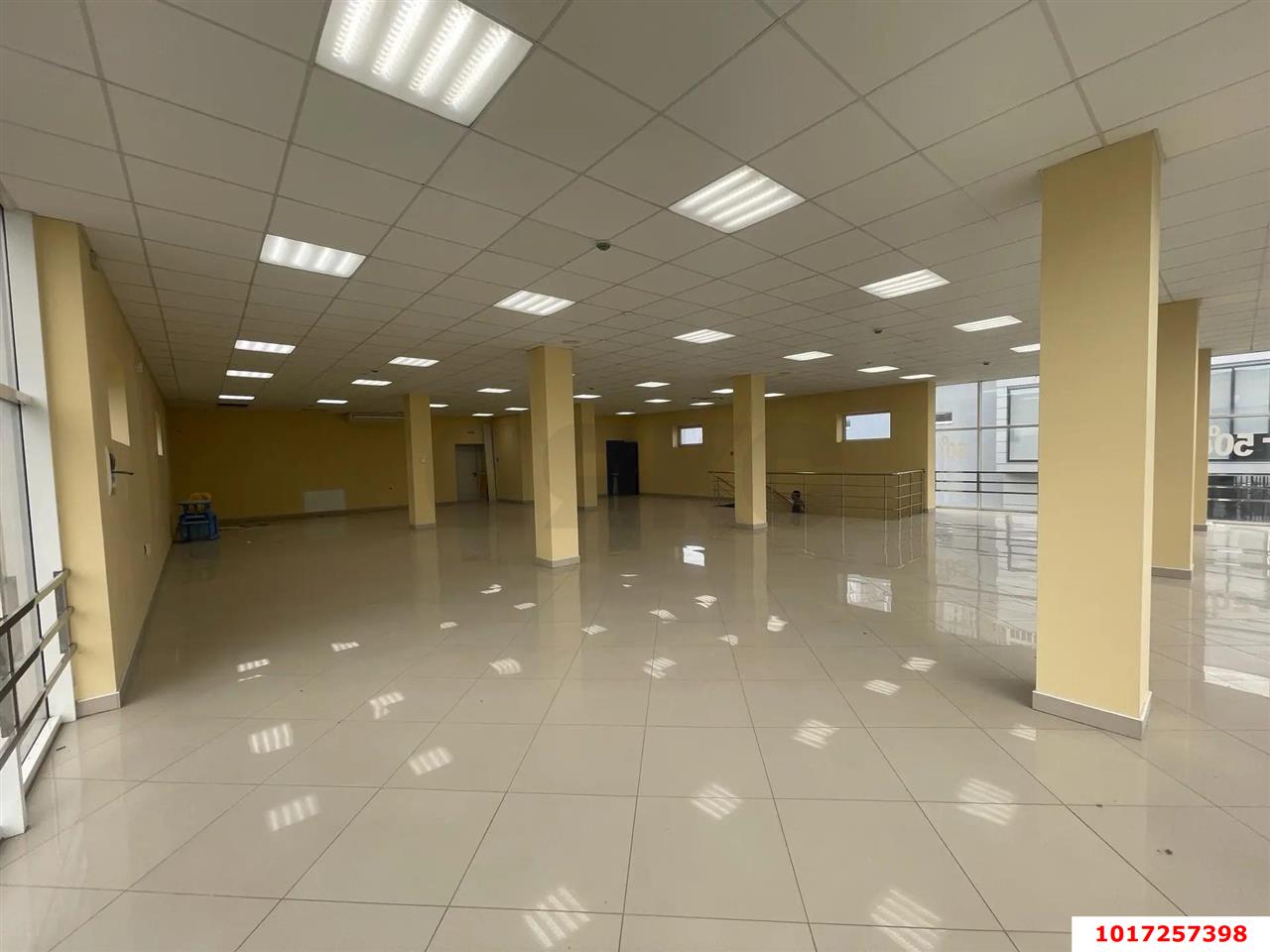 Фото №7: Отдельное здание <span class="whitespace-nowrap">485 м²</span>, <span class="whitespace-nowrap">1/2 эт.</span> - Крымск, ул. Пролетарская