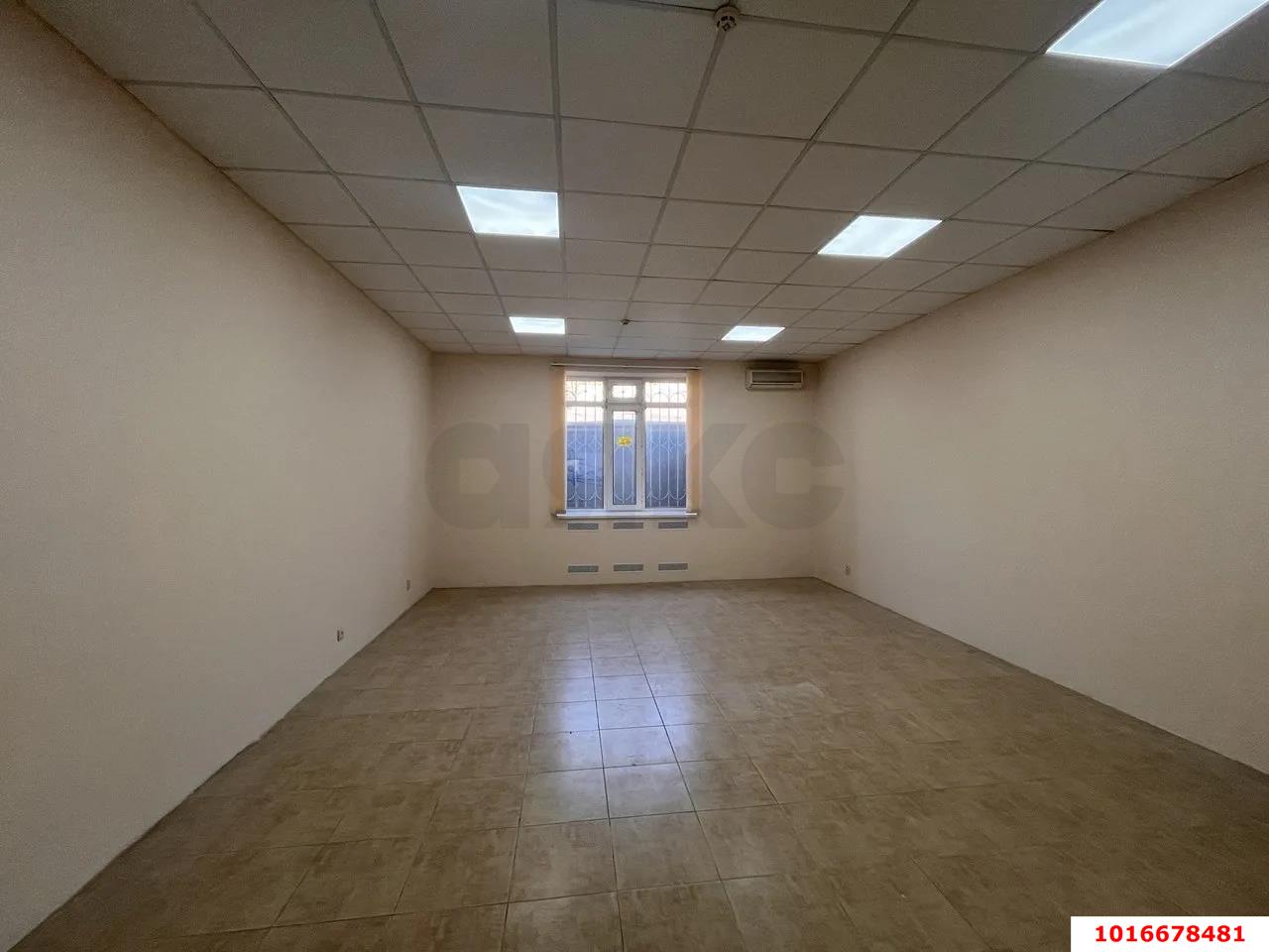 Фото №6: Офисное помещение <span class="whitespace-nowrap">88 м²</span>, <span class="whitespace-nowrap">1/1 эт.</span> - Краснодар, мкр. Западный внутригородской округ, ул. Рашпилевская, 142А