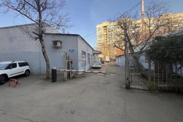Фото №1: Офисное помещение <span class="whitespace-nowrap">88 м²</span>, <span class="whitespace-nowrap">1/1 эт.</span> - Краснодар, мкр. Западный внутригородской округ, ул. Рашпилевская, 142А